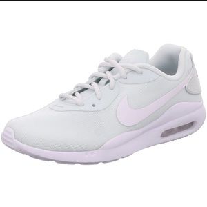 Nike Women's Air Max Oketo Ghost Aqua / White - Size 9.5